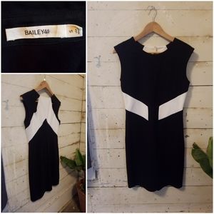Bailey 44 - EUC - size small